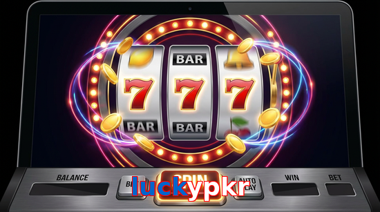 Main screen of Luckypkr slots page for PK players
